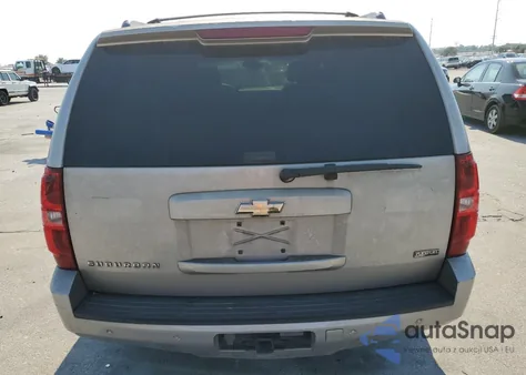 2009 Chevrolet Suburban C1500 Lt из США, поврежденный, VIN 1GNFC260X9R102880